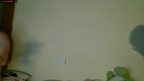 colin_valentina1 online show from 12-23-24, 06:58