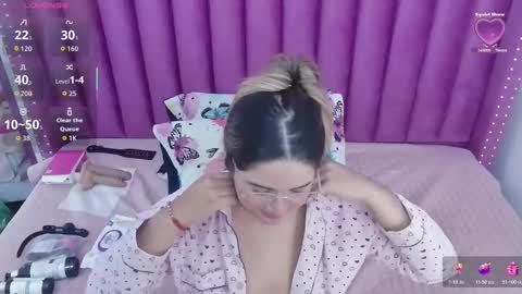  MEGAN  online show from 11-06-25, 08:21