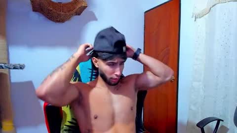 Snapshot of collins_emmett chatting on 02-14-26, 05:48 EMMETT COLLINS online show from 02-14-26, 05:48