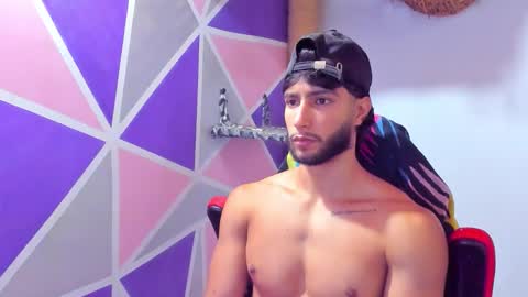 Snapshot of collins_emmett chatting on 02-21-26, 11:00 EMMETT COLLINS online show from 02-21-26, 11:00