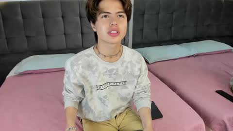 collinstone online show from 01-07-25, 07:49