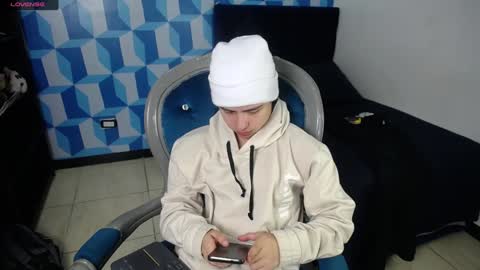 collinstone online show from 02-04-25, 01:45