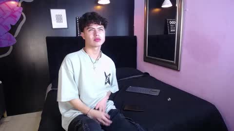 collinstone online show from 10-13-25, 06:19