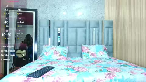 Lauren online show from 12-16-25, 07:19