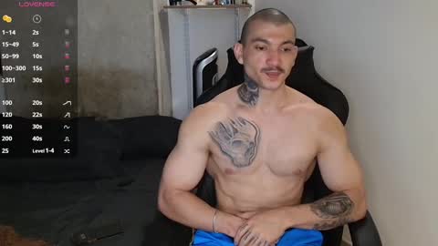 colombianmuscle8 online show from 01-26-25, 02:24