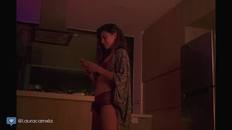 Laura online show from 12-04-24, 12:08
