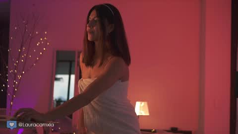 Laura online show from 01-19-25, 11:00