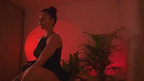 Laura online show from 03-02-25, 12:09