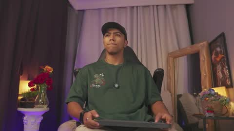 colstorw_ online show from 04-04-26, 09:40