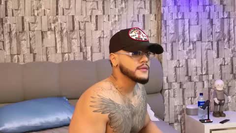 Jhoan online show from 09-16-25, 02:45