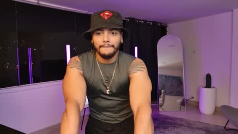 Jhoan online show from 11-11-25, 04:34