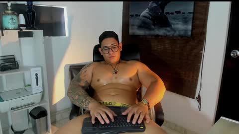 coltonmassif_ online show from 01-25-25, 03:09