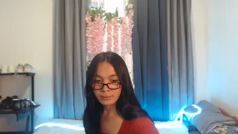 come_wet_me online show from 03-11-25, 05:05