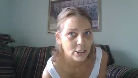 comeback pussy online show from 10-27-25, 06:12