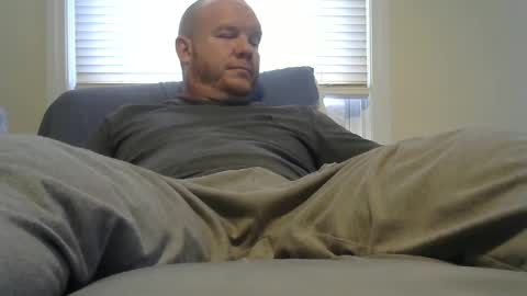 Snapshot of comegetmeinthemorning chatting on 12-08-24, 07:43 comegetmeinthemorning online show from 12-08-24, 07:43