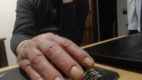 comemivuoi2 online show from 04-05-26, 07:33