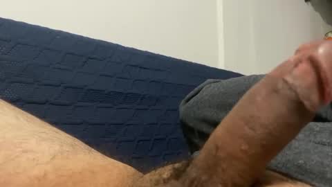 Snapshot of cometemipito chatting on 12-23-24, 12:25 Chris online show from 12-23-24, 12:25