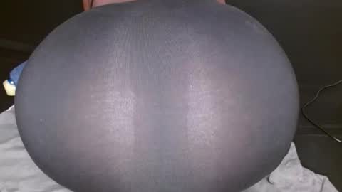 Snapshot of comicalcara chatting on 11-12-25, 10:48 Cara online show from 11-12-25, 10:48