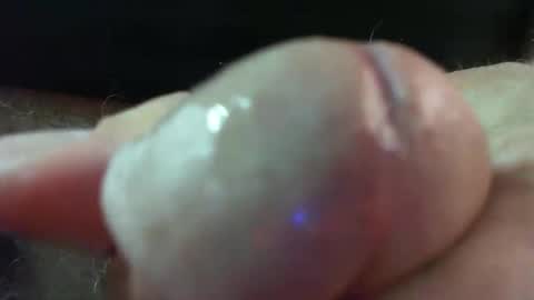 Snapshot of comox1961 chatting on 10-20-25, 09:32 comox online show from 10-20-25, 09:32