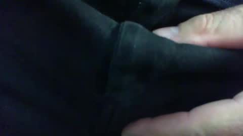 Snapshot of comox1961 chatting on 11-19-25, 08:36 comox online show from 11-19-25, 08:36