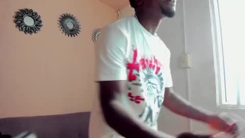 COMPTON online show from 09-29-25, 02:44