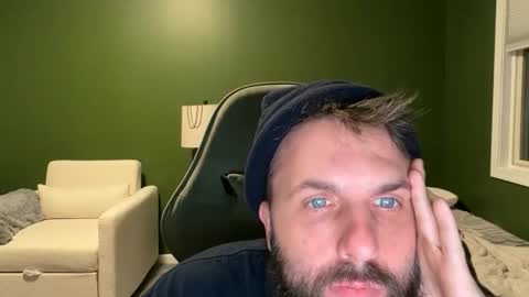 Snapshot of concentralized chatting on 12-02-25, 11:45 Matt online show from 12-02-25, 11:45