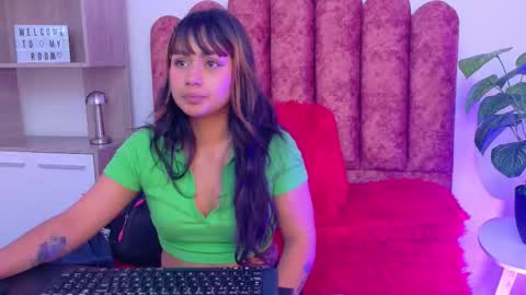 Snapshot of conejita_420_ chatting on 11-18-25, 08:24 conejita_420_ online show from 11-18-25, 08:24