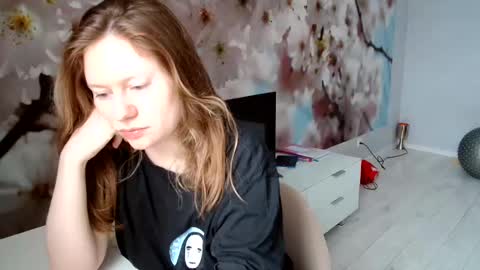 Snapshot of connie_daw chatting on 01-30-25, 05:19 Connie Daw online show from 01-30-25, 05:19