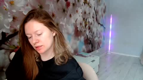 Snapshot of connie_daw chatting on 02-17-25, 05:47 Connie Daw online show from 02-17-25, 05:47