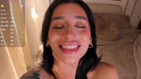 connie    online show from 10-09-25, 09:40