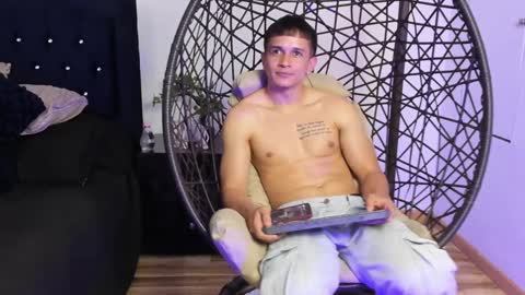 Connor King1 online show from 12-30-24, 06:27