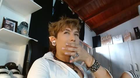 conny_bens online show from 10-10-25, 09:36