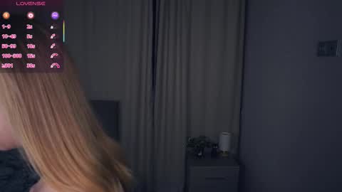 Snapshot of constanceglascov chatting on 11-10-25, 06:34 Hello im Sofia Welcme to my room .More hugs and kiss for you online show from 11-10-25, 06:34