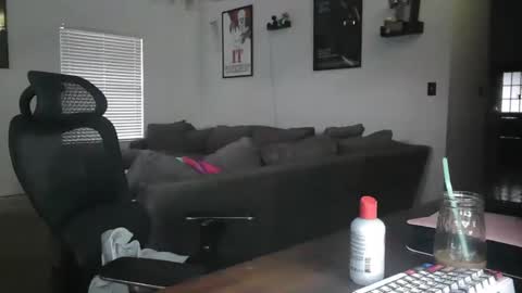 Snapshot of controllercutie chatting on 10-02-25, 11:50 controllercutie online show from 10-02-25, 11:50