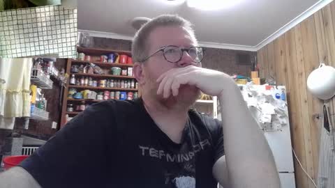 Snapshot of cookieliquor chatting on 10-20-25, 05:13 Cookie - I do cooking streams occasionally. Next stream online show from 10-20-25, 05:13