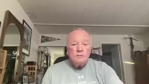 cookoosnest online show from 10-19-25, 03:01