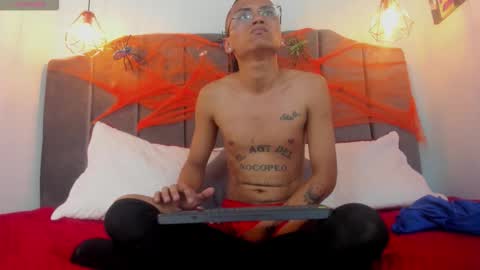 Snapshot of cool_johnson chatting on 10-18-25, 11:55 cool_johnson online show from 10-18-25, 11:55