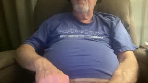 Snapshot of cool_runnings11 chatting on 12-04-24, 05:27 whatever you want it to be online show from 12-04-24, 05:27