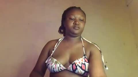 coolgirl001 online show from 01-12-26, 12:43