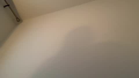 Snapshot of coolvibes69 chatting on 11-22-25, 08:08 coolvibes69 online show from 11-22-25, 08:08