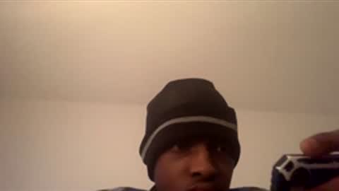 Snapshot of coolvibes69 chatting on 11-25-25, 08:31 coolvibes69 online show from 11-25-25, 08:31