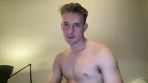 Snapshot of cor01 chatting on 11-09-25, 03:16 cor01 online show from 11-09-25, 03:16