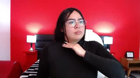 Snapshot of cora_15 chatting on 04-15-26, 11:39 Cora online show from 04-15-26, 11:39