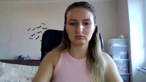 Snapshot of cora_fora chatting on 10-09-25, 08:45 cora_fora online show from 10-09-25, 08:45