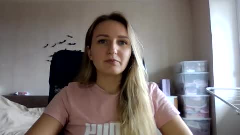 Snapshot of cora_fora chatting on 11-03-25, 10:38 cora_fora online show from 11-03-25, 10:38