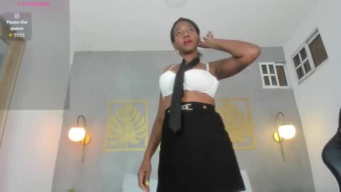 C O R A  L online show from 09-30-25, 02:55