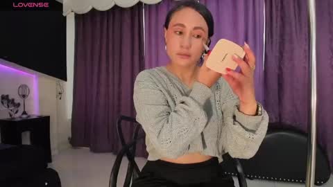 Coral  online show from 04-15-26, 12:23