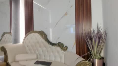 Snapshot of coraliebronson chatting on 10-09-25, 08:07 Coralie Bronson online show from 10-09-25, 08:07