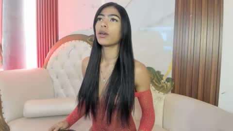 Snapshot of coraliebronson chatting on 11-02-25, 12:51 Coralie Bronson online show from 11-02-25, 12:51