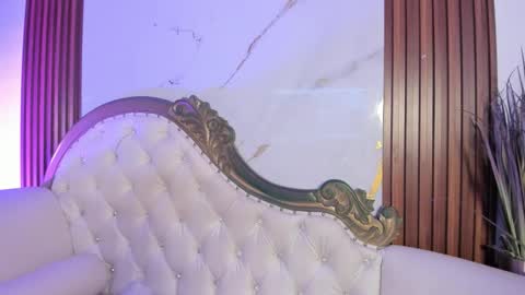 Snapshot of coraliebronson chatting on 11-12-25, 09:14 Coralie Bronson online show from 11-12-25, 09:14